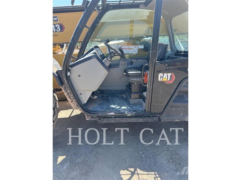 CAT TL943 Teleskopski viličari