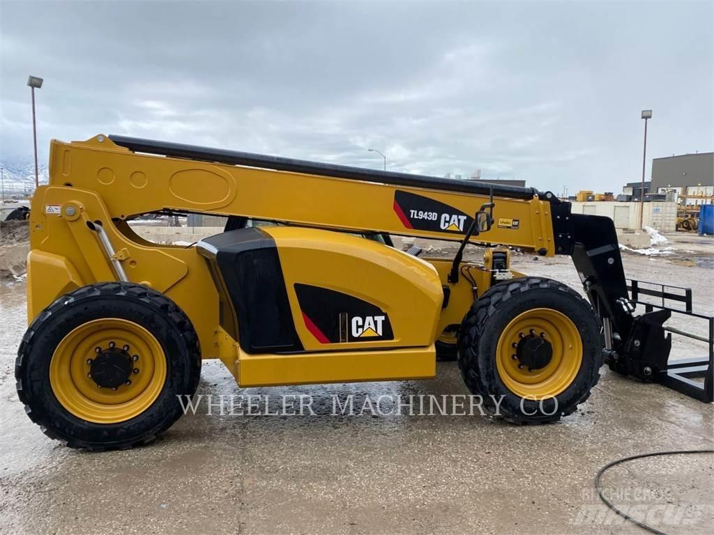 CAT TL943D CB Teleskopski viličari