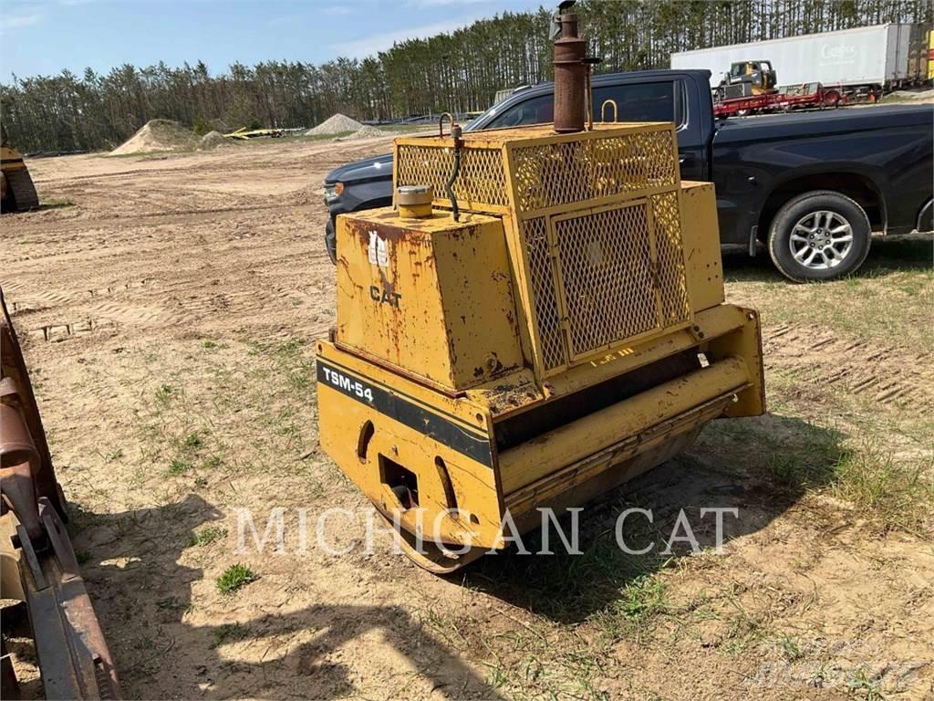 CAT TSM54 Kompaktori zemlje