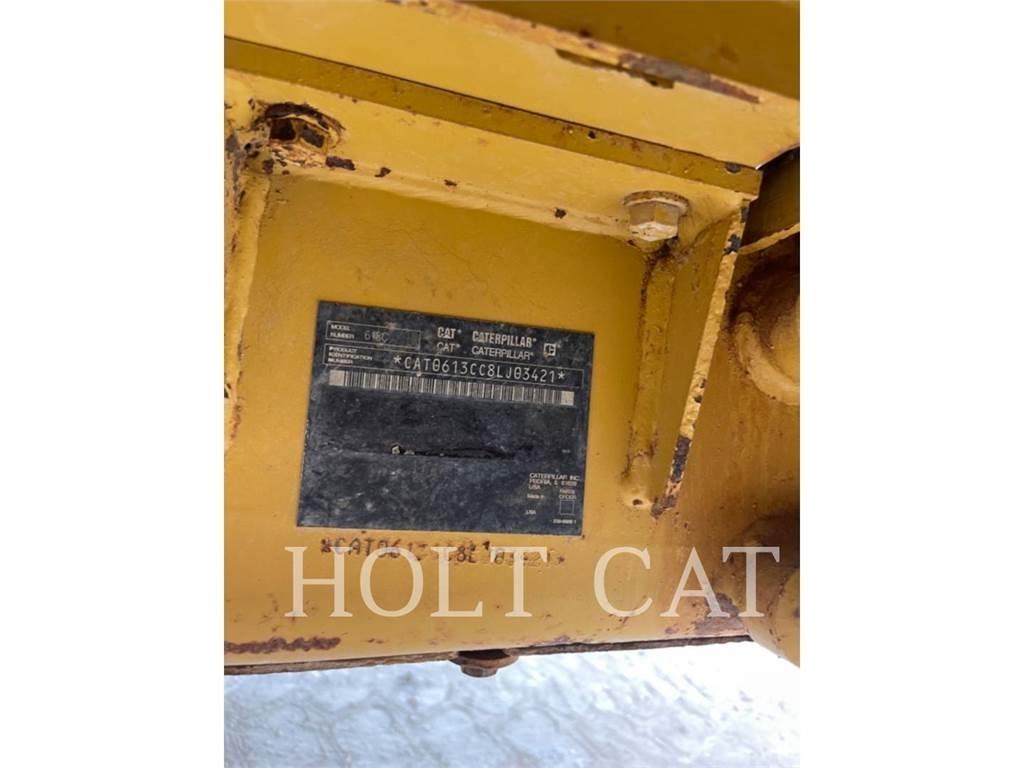 CAT W00 613C Strugači