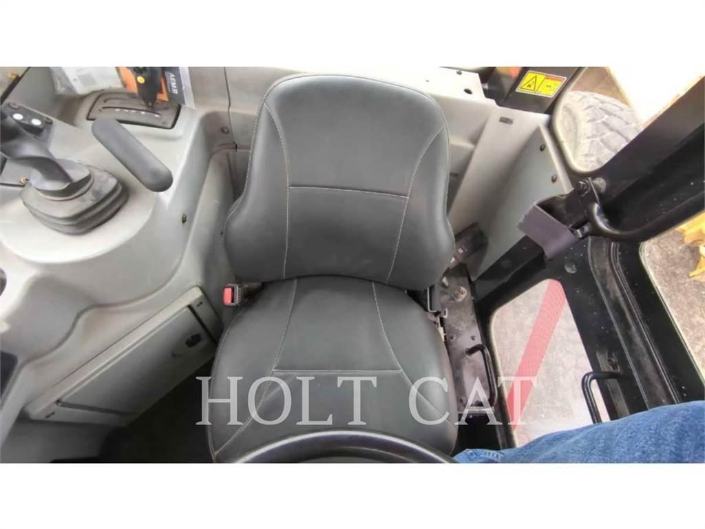 CAT W00 621G Strugači