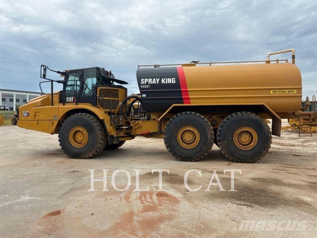 CAT W00 740 Kamioni cisterne