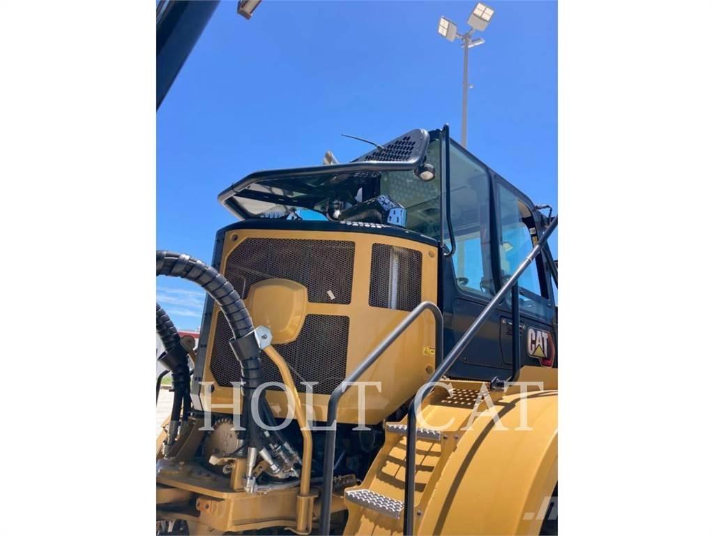 CAT W00 740GC Kamioni cisterne