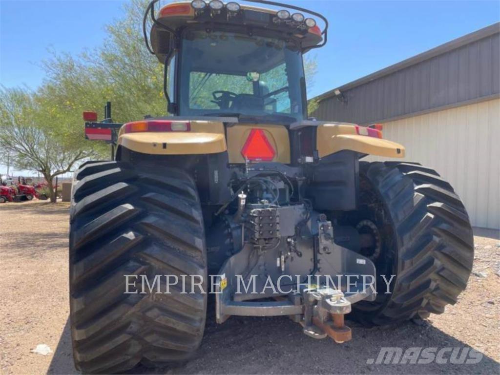 Challenger MT875E Traktori