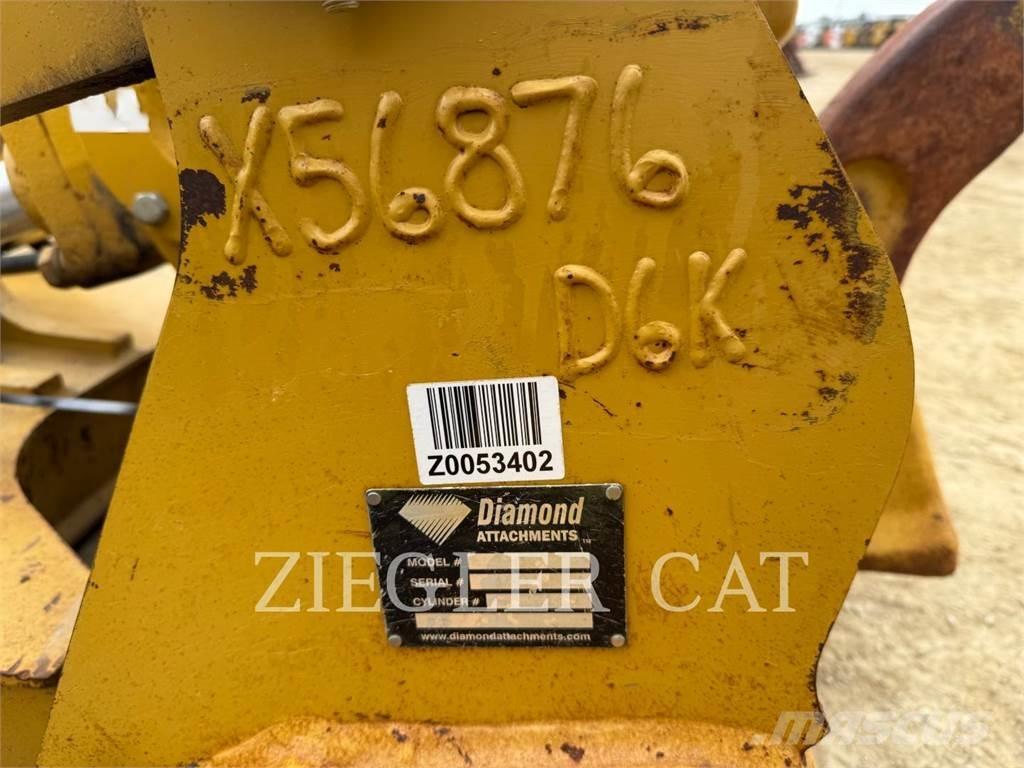 Diamond MFG. RIPD6K_DI Buldožeri gusjeničari