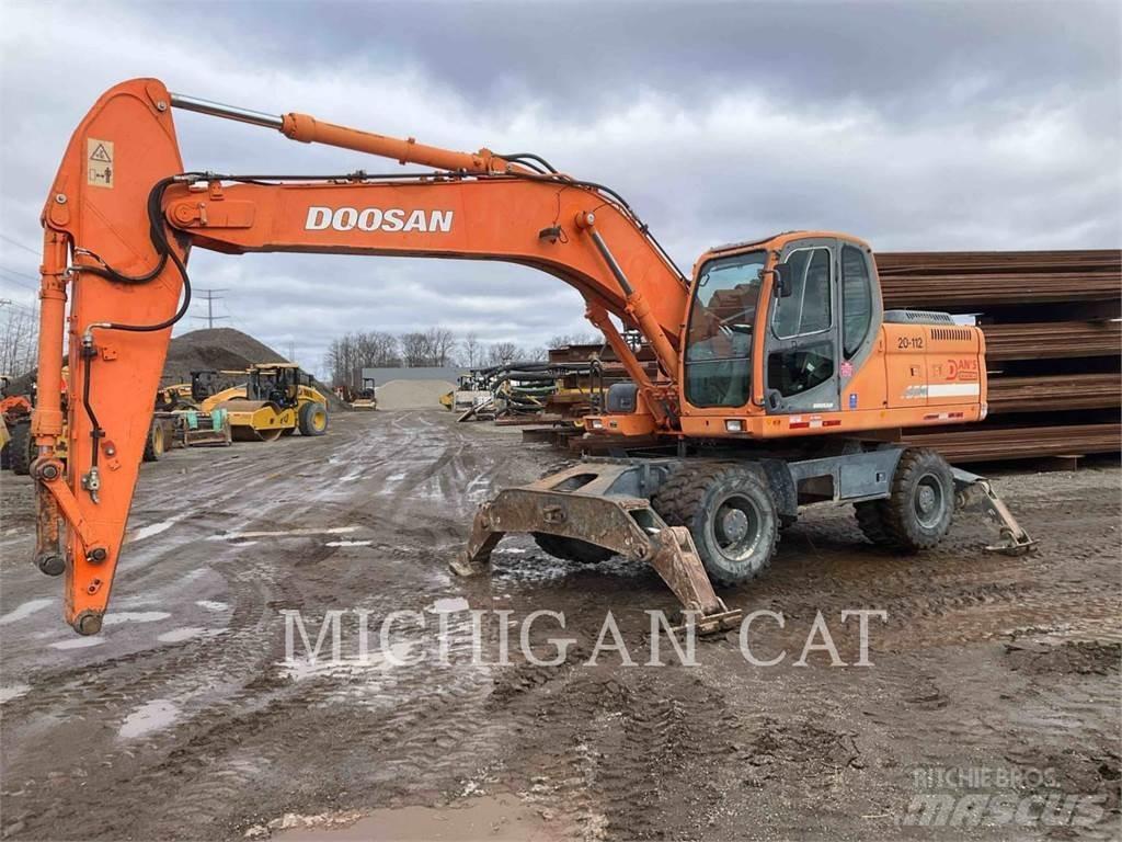 Doosan DX210W Bageri na kotačima
