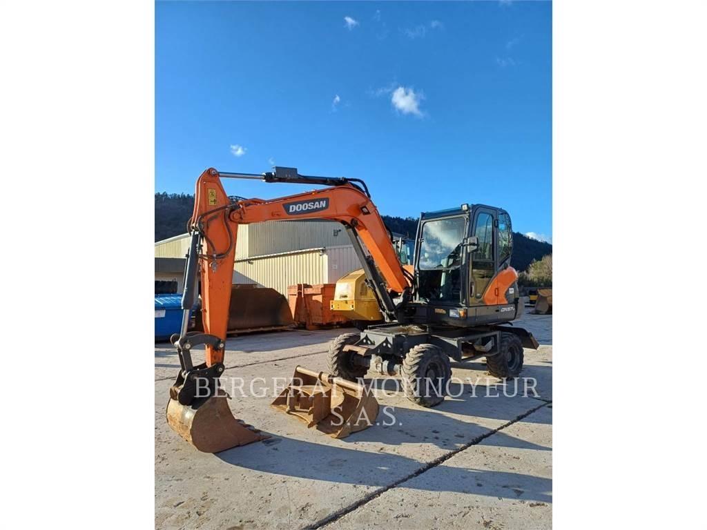Doosan DX57W-7 Bageri na kotačima