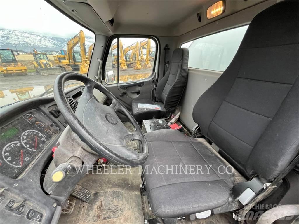 Freightliner WT4000 A Kamioni cisterne