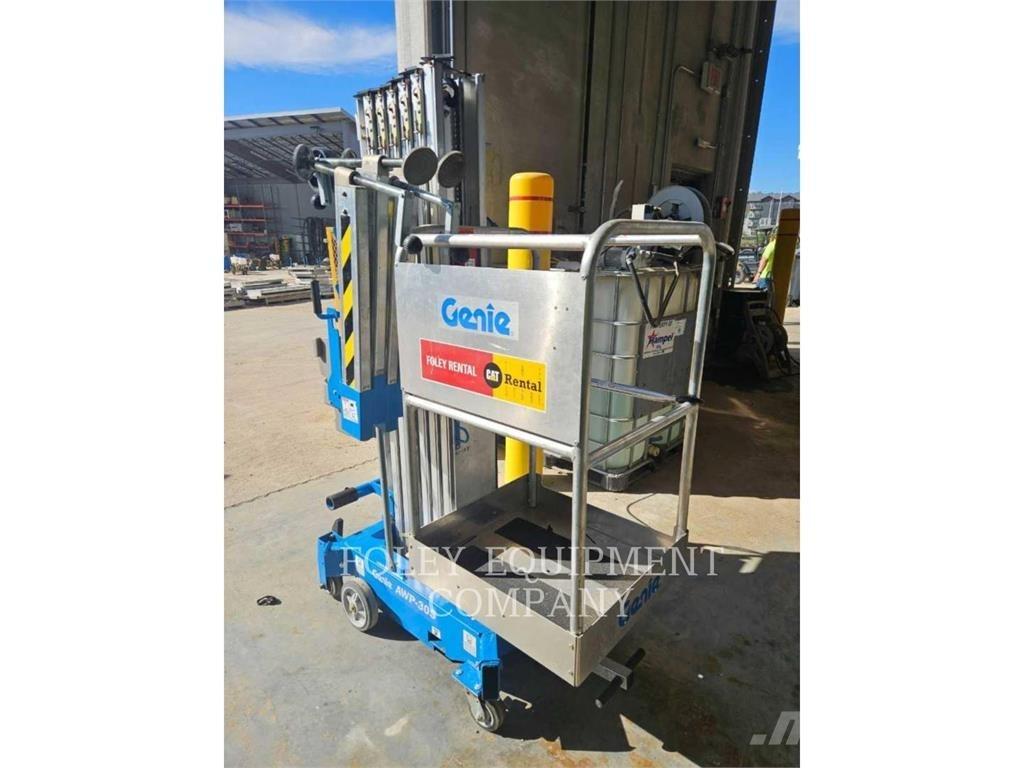 Genie AWP30SDC Škaraste platforme