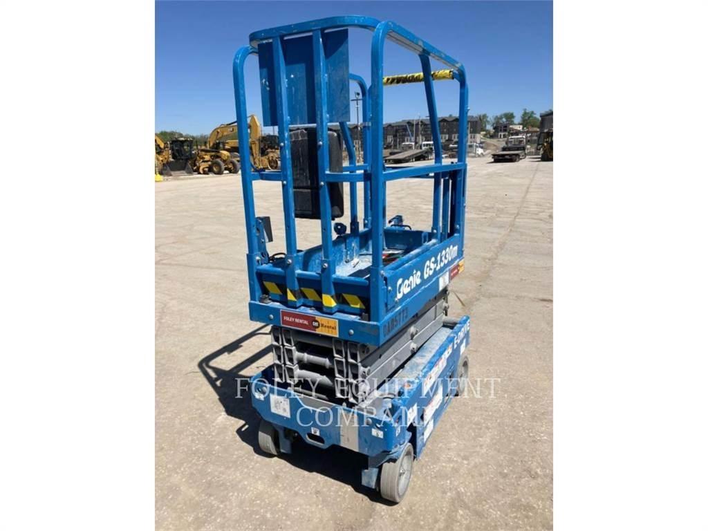 Genie GS1330 Škaraste platforme