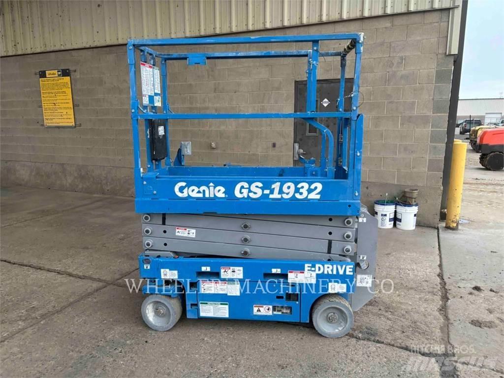 Genie GS1932 Škaraste platforme