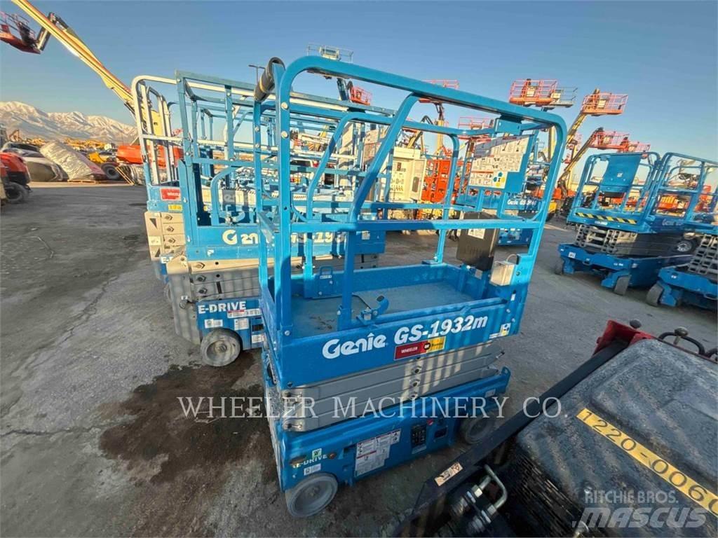 Genie GS1932M Škaraste platforme