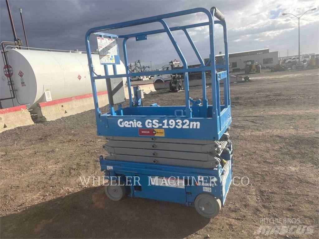 Genie GS1932M Škaraste platforme
