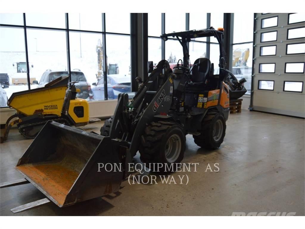 Giant G2200 E Utovarivači na kotačima