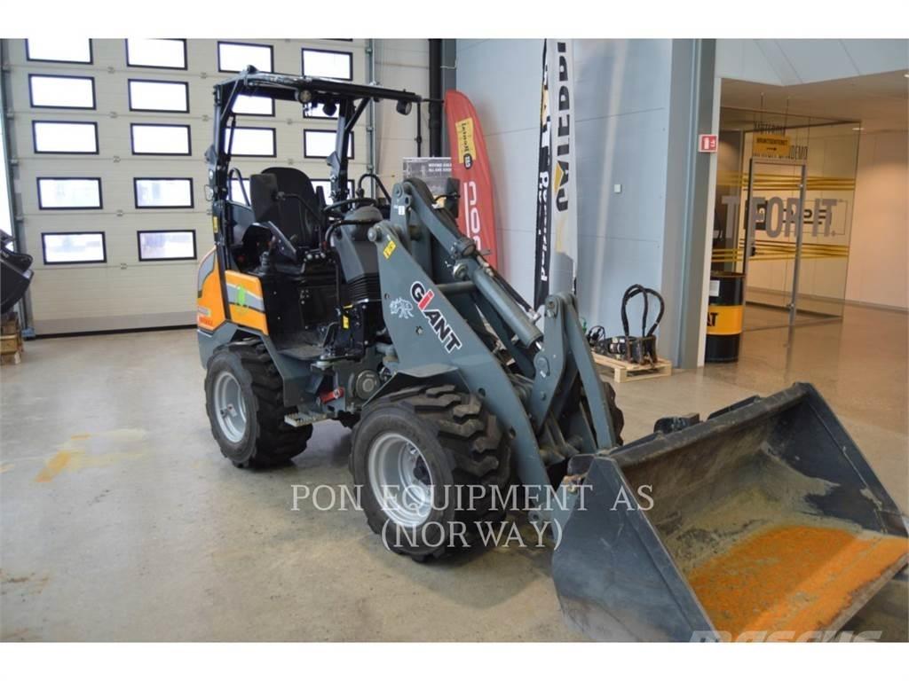 Giant G2200 E Utovarivači na kotačima