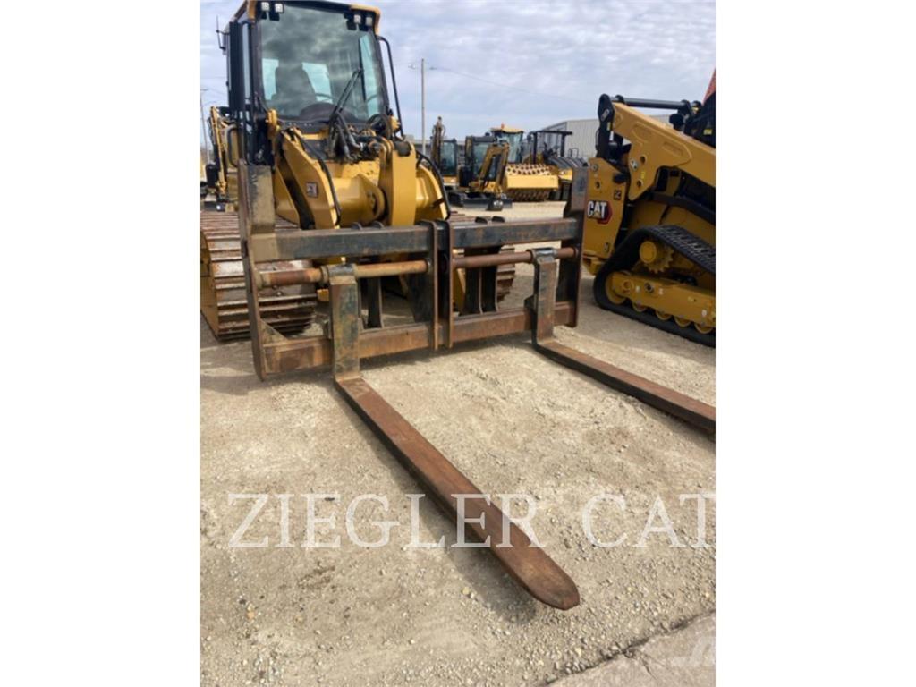  HENDERSON TAG_CZ Utovarivači gusjeničari