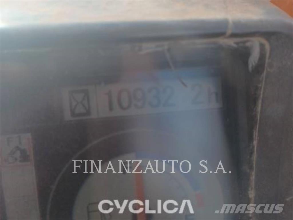 Hitachi ZX210 Bageri gusjeničari