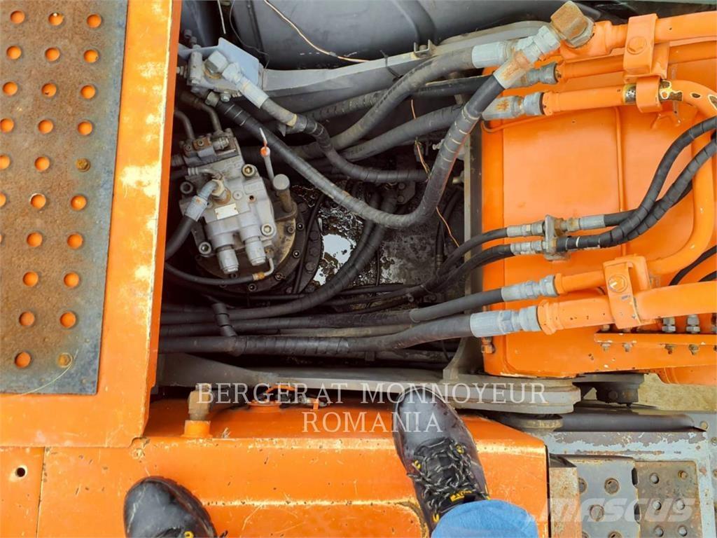 Hitachi ZX2400N-3 Bageri gusjeničari