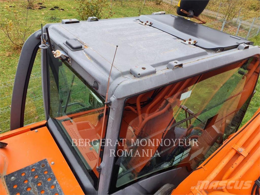 Hitachi ZX280LCN-3 Bageri gusjeničari