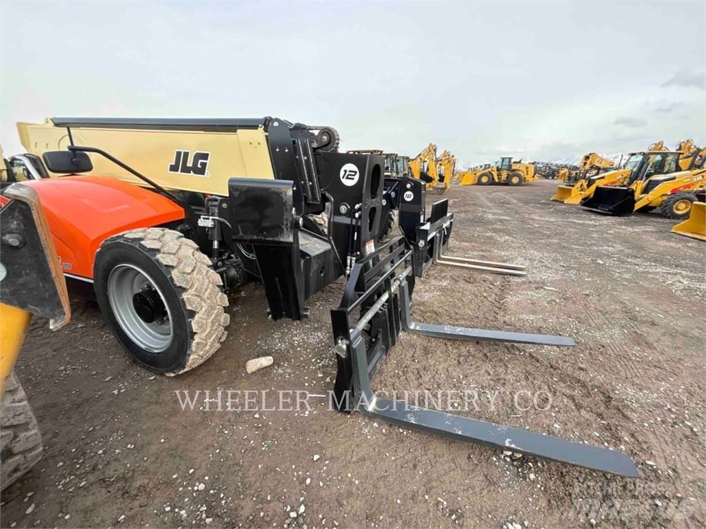 JLG 1255 Teleskopski viličari