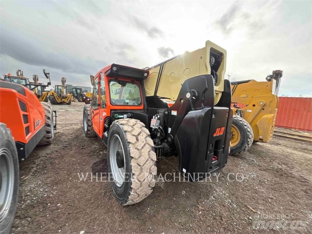JLG 1255 Teleskopski viličari
