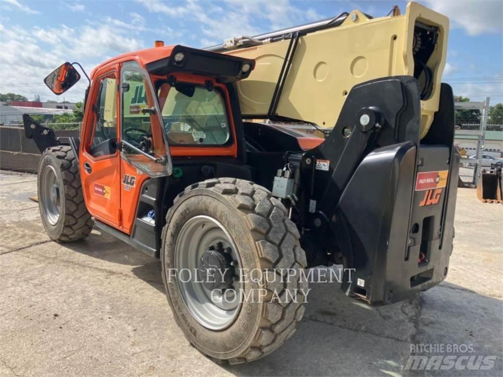 JLG 1255C Teleskopski viličari