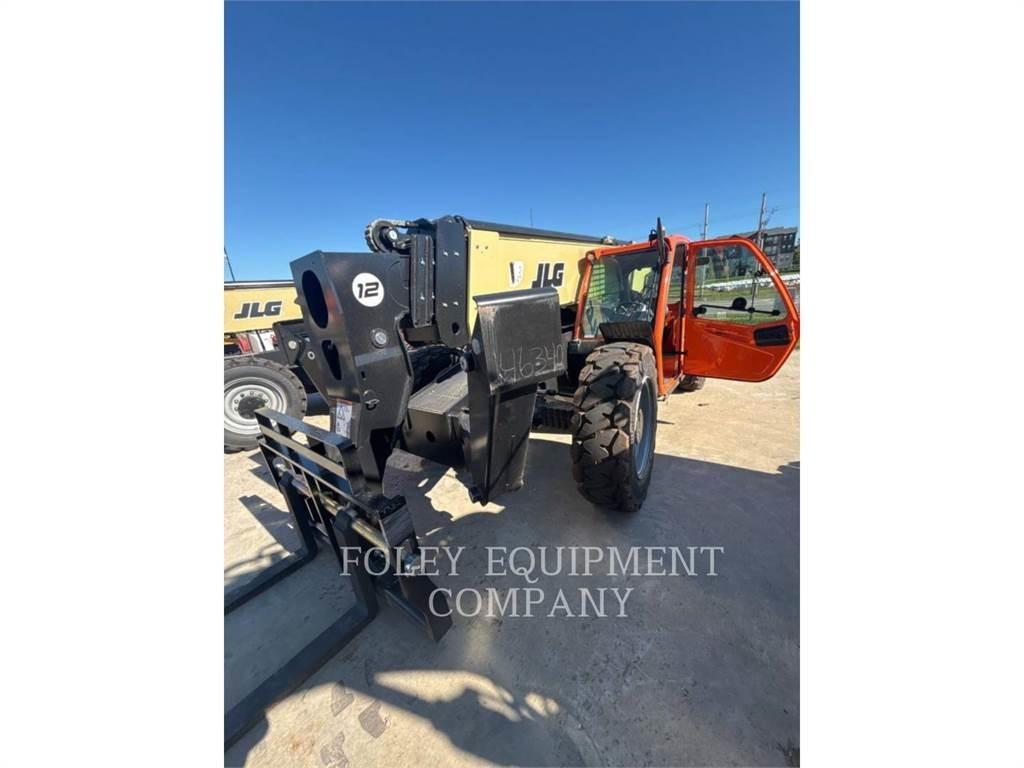 JLG 1255C Teleskopski viličari