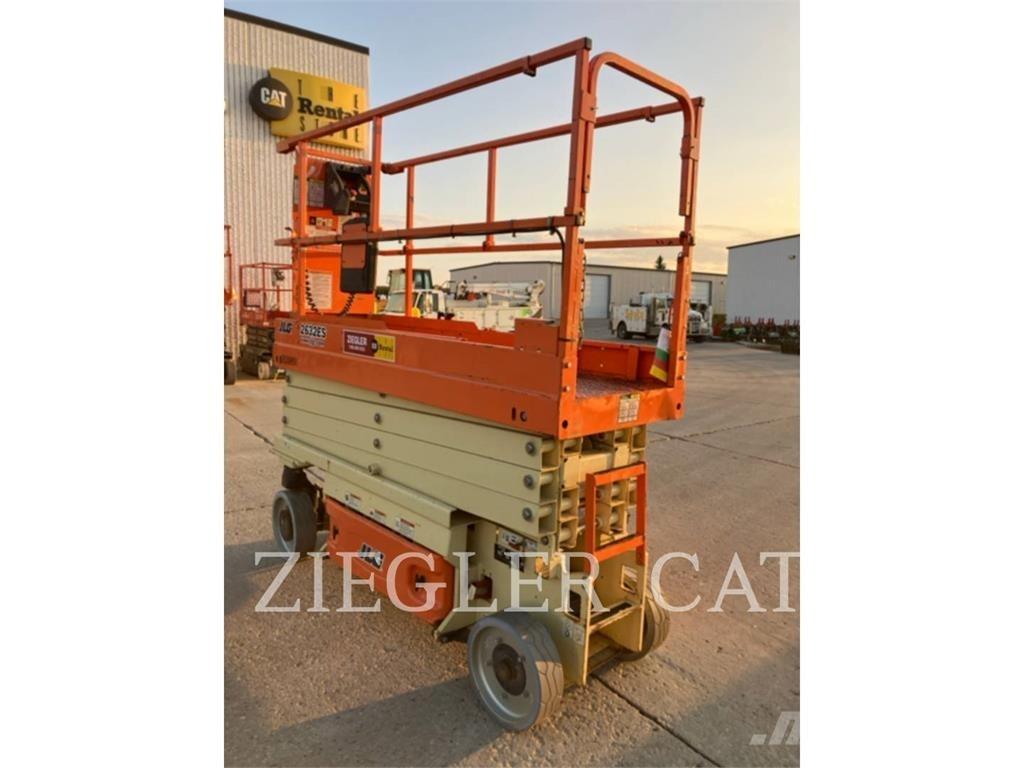 JLG 2632ES Škaraste platforme