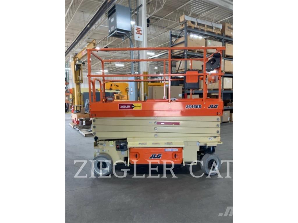 JLG 2646ES Škaraste platforme
