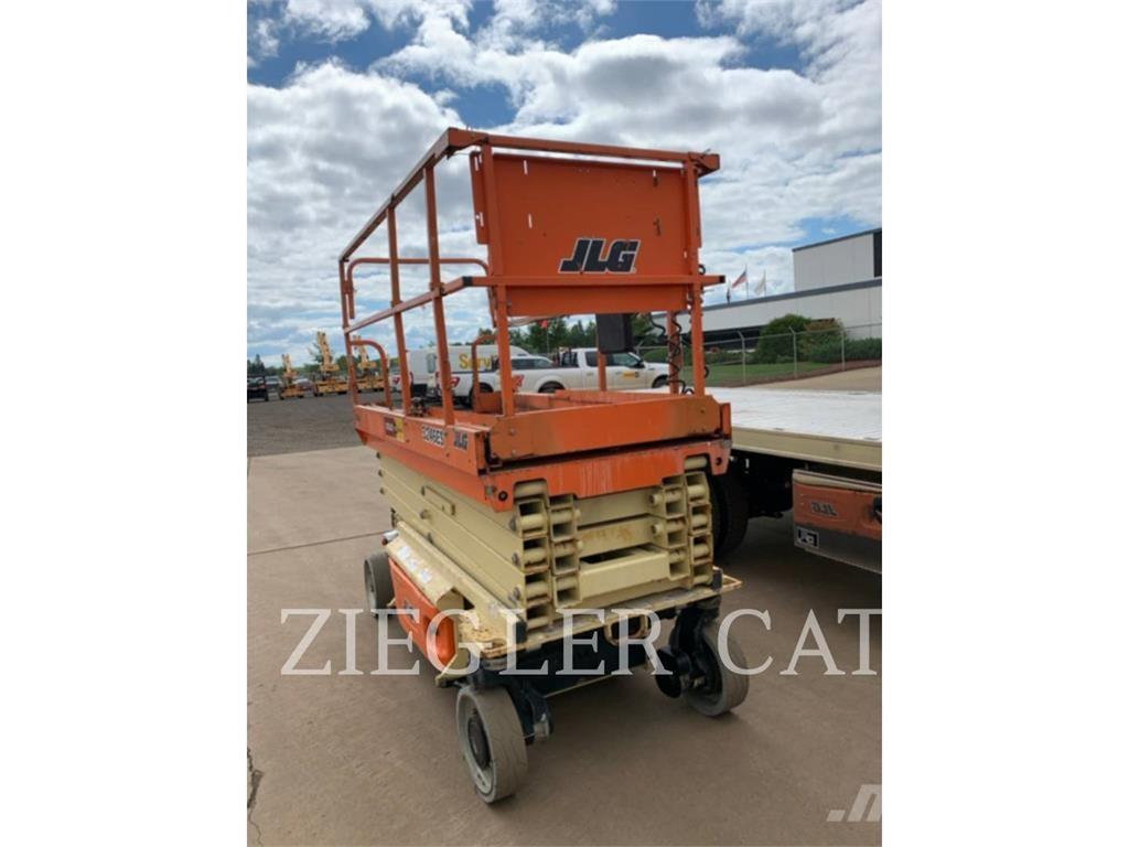 JLG 3246ES Škaraste platforme