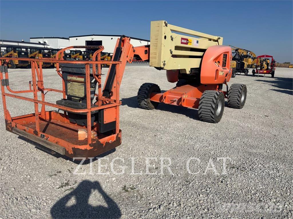 JLG 450AJ Zglobne podizne platforme