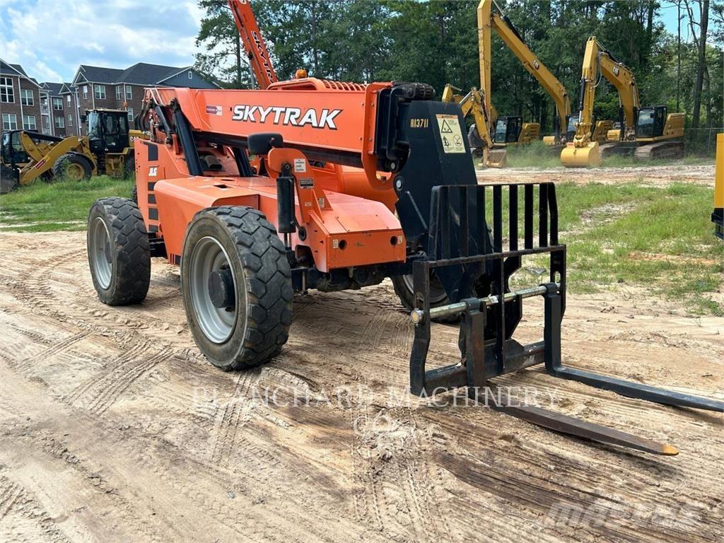 JLG 6042 Teleskopski viličari