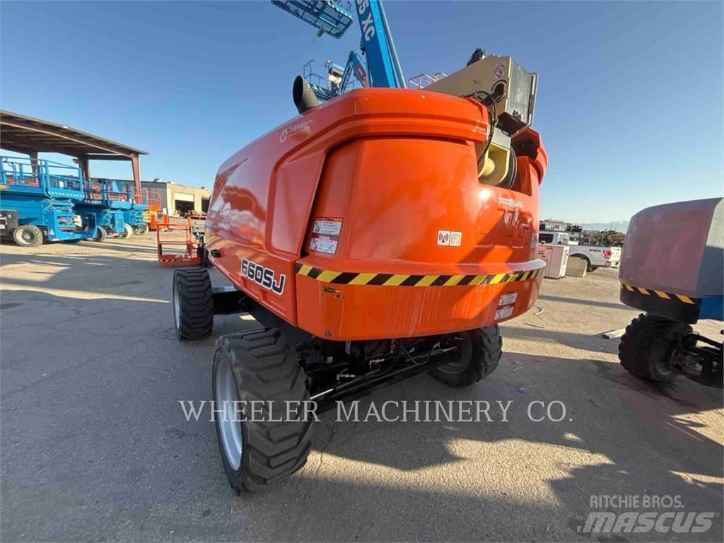 JLG 660SJ SP Zglobne podizne platforme