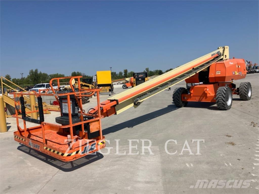 JLG 800S Zglobne podizne platforme