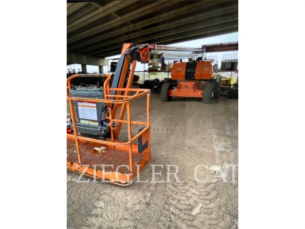 JLG 860SJ Zglobne podizne platforme