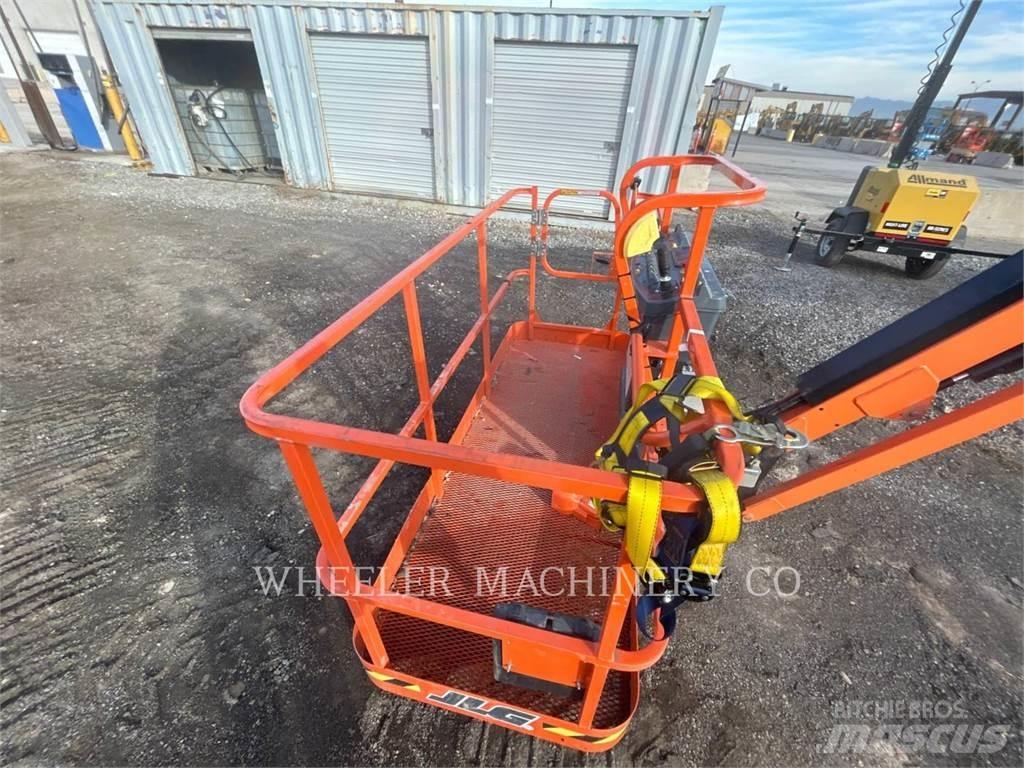 JLG 860SJ SP Zglobne podizne platforme