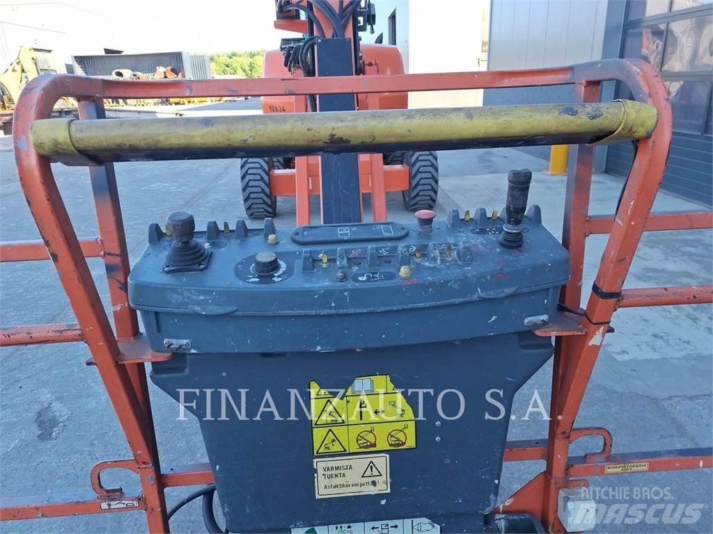 JLG BLANCO Teleskopski viličari