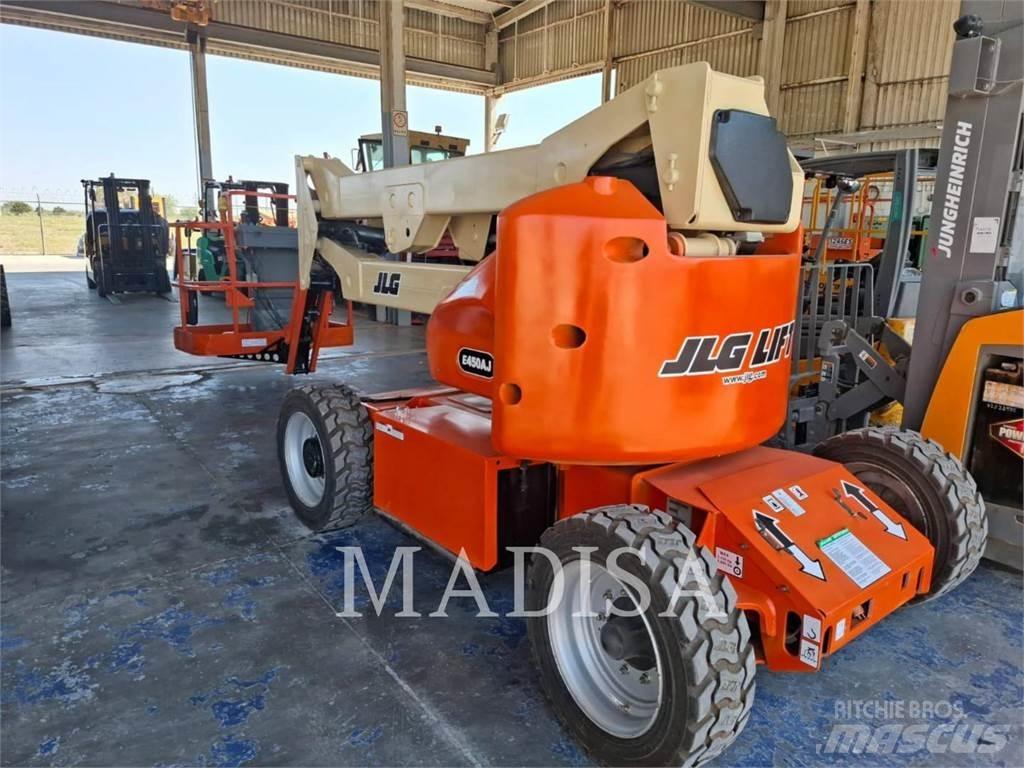 JLG E450AJ Zglobne podizne platforme