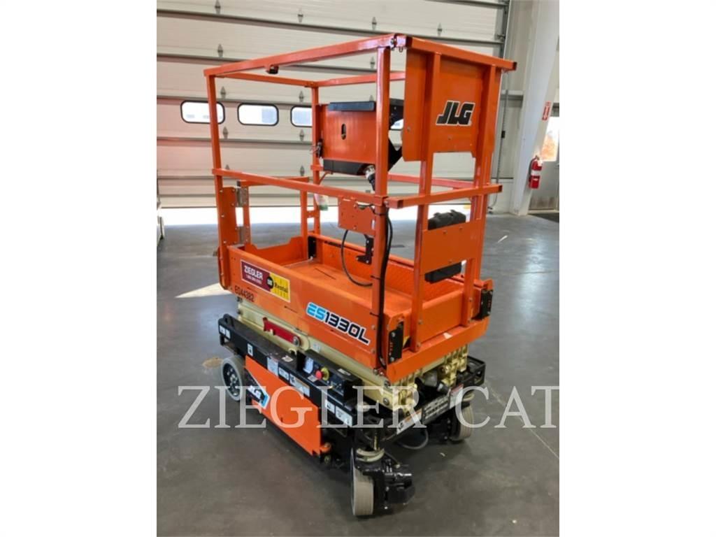 JLG ES1330L Škaraste platforme