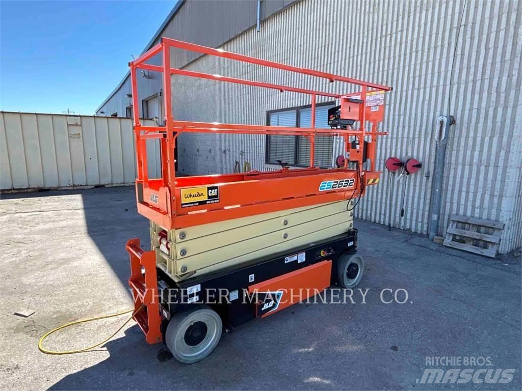 JLG ES2632 Škaraste platforme