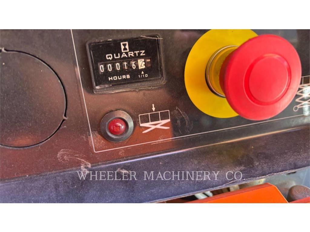 JLG ES2632 Škaraste platforme