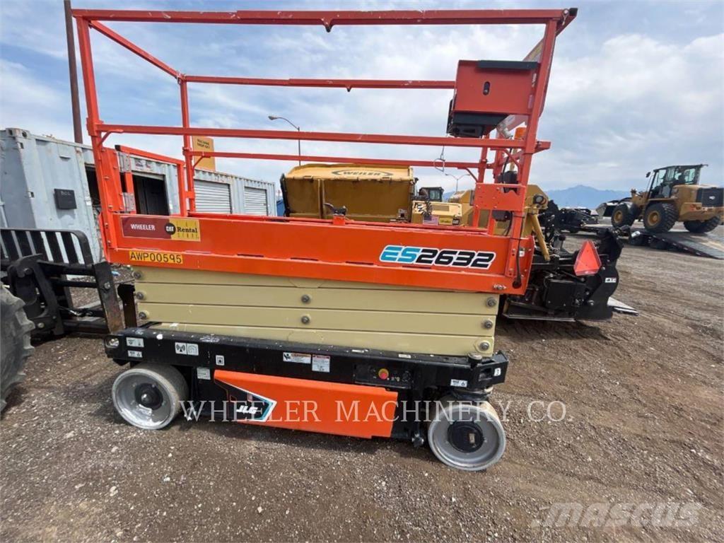 JLG ES2632 Škaraste platforme