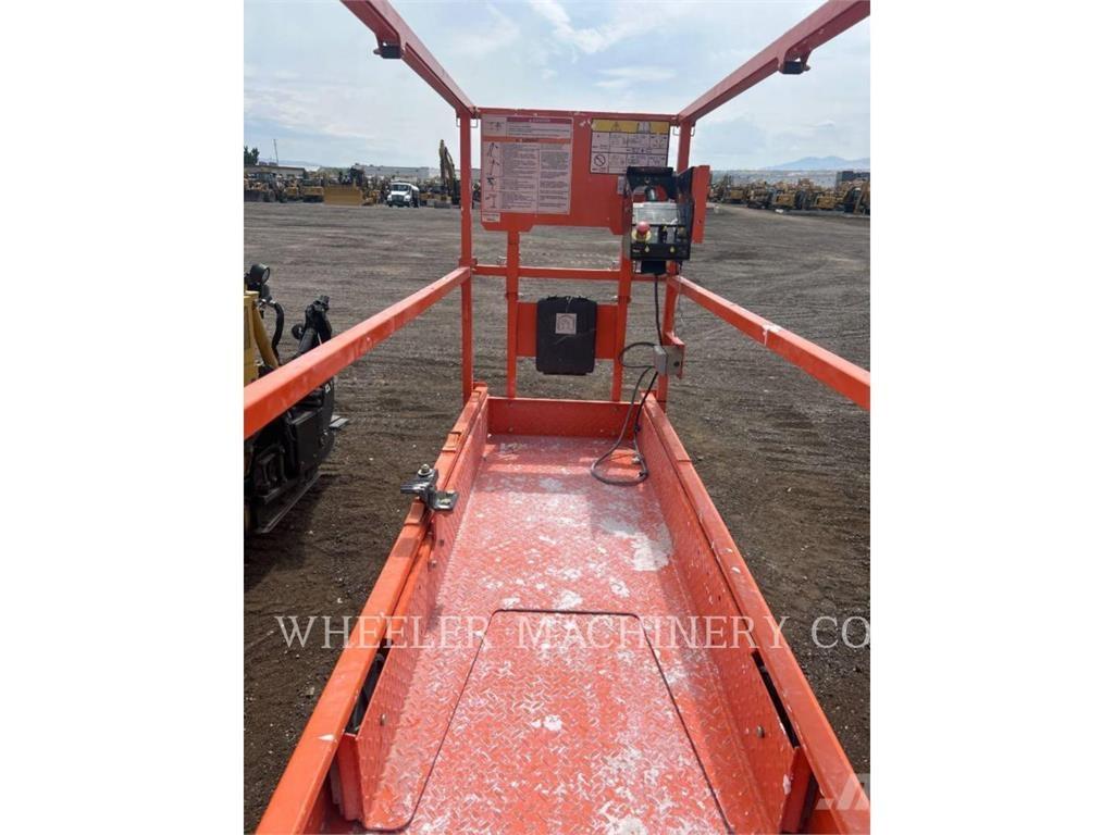 JLG ES2632 Škaraste platforme