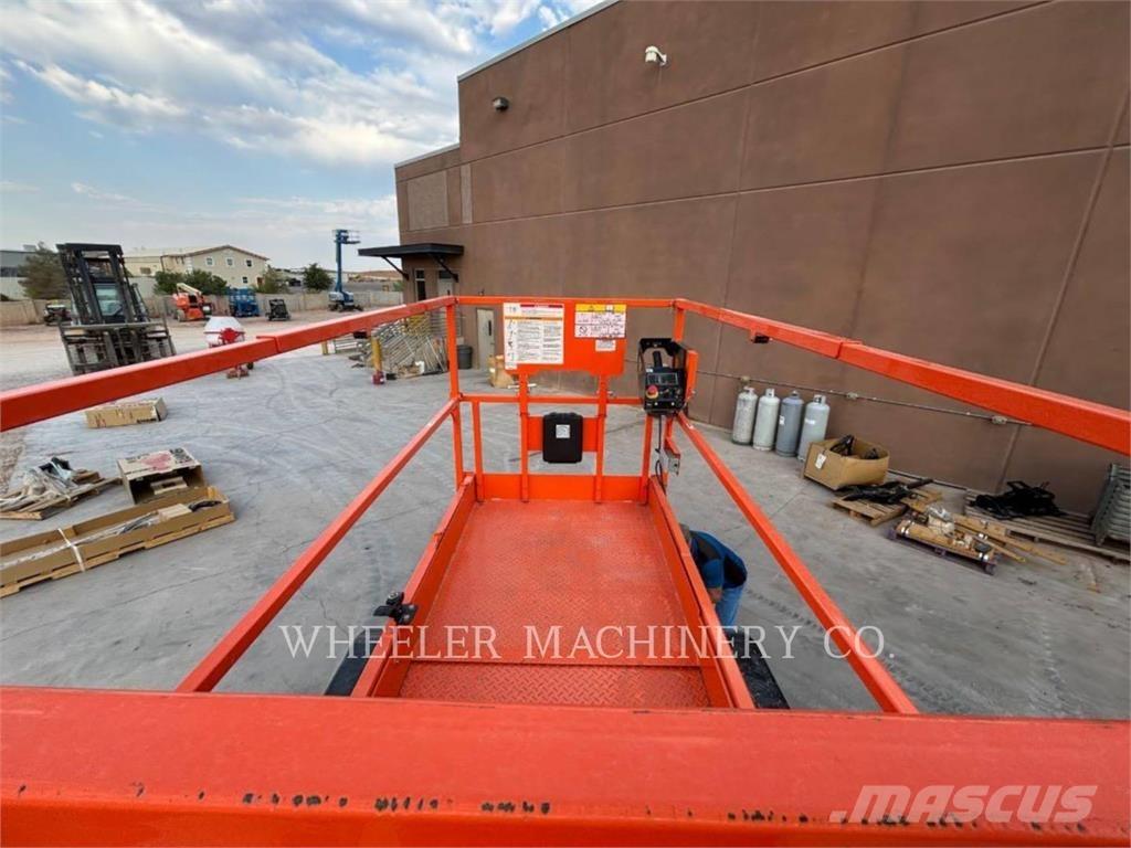JLG ES3246 Škaraste platforme