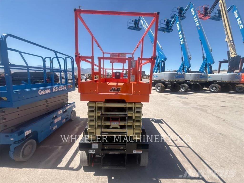 JLG ES4046 Škaraste platforme