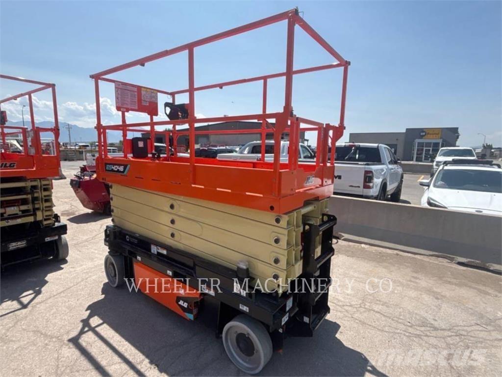 JLG ES4046 Škaraste platforme