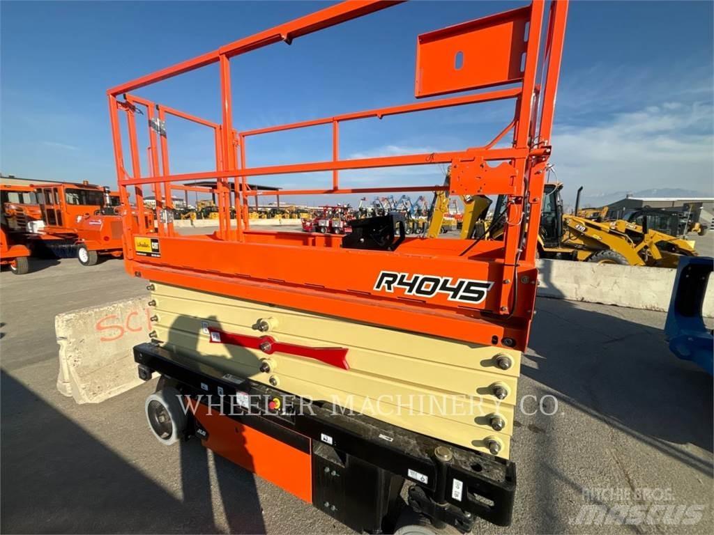 JLG R4045 Škaraste platforme