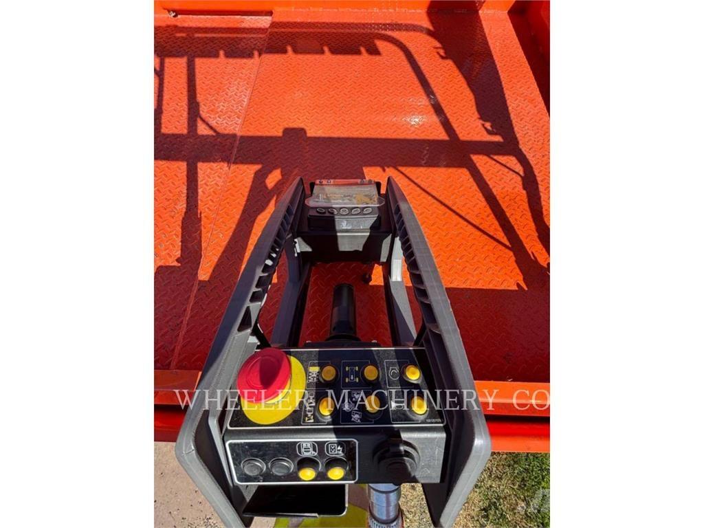 JLG RT3369 Škaraste platforme