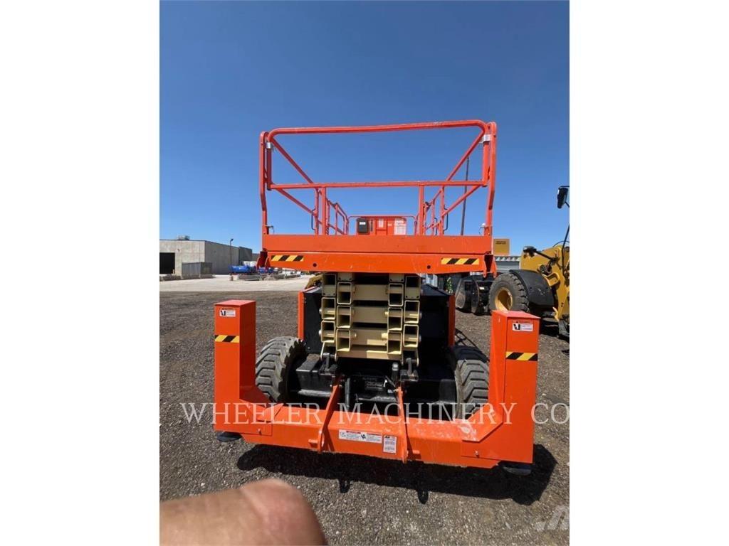 JLG RT4394 Škaraste platforme