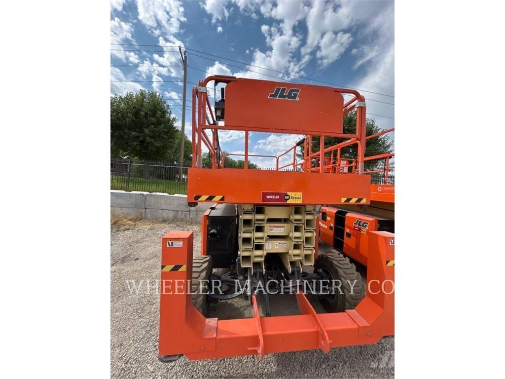 JLG RT4394 Škaraste platforme